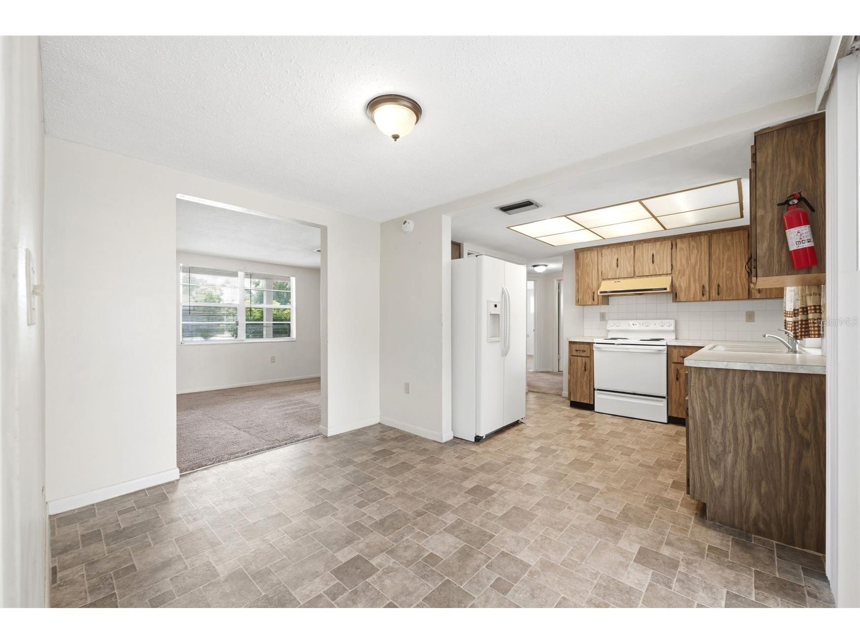 8739 Lido Lane Port Richey FL 34668 W7885226 image9