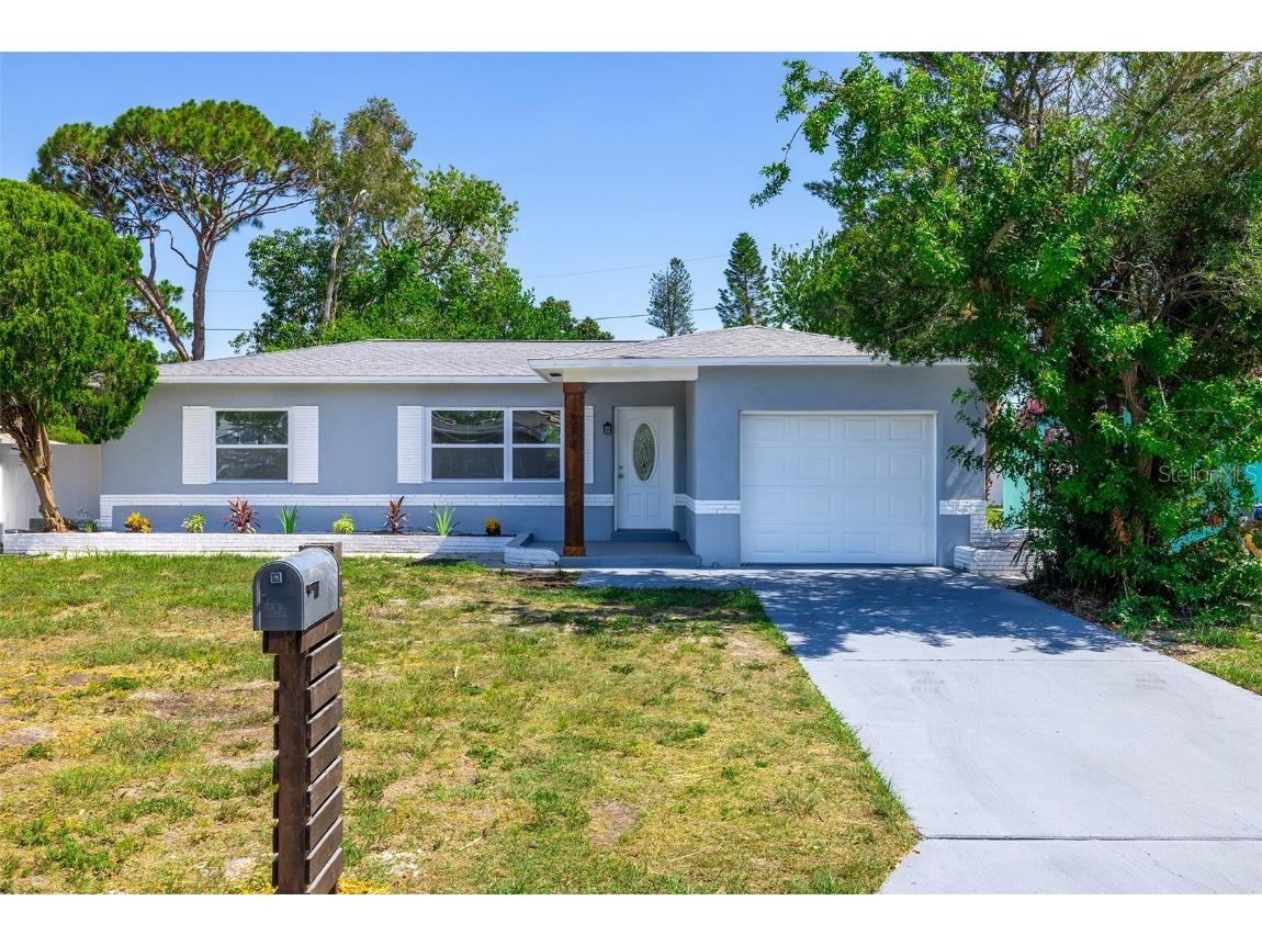 874 63rd Avenue S Saint Petersburg FL 33705 T3452798 image1