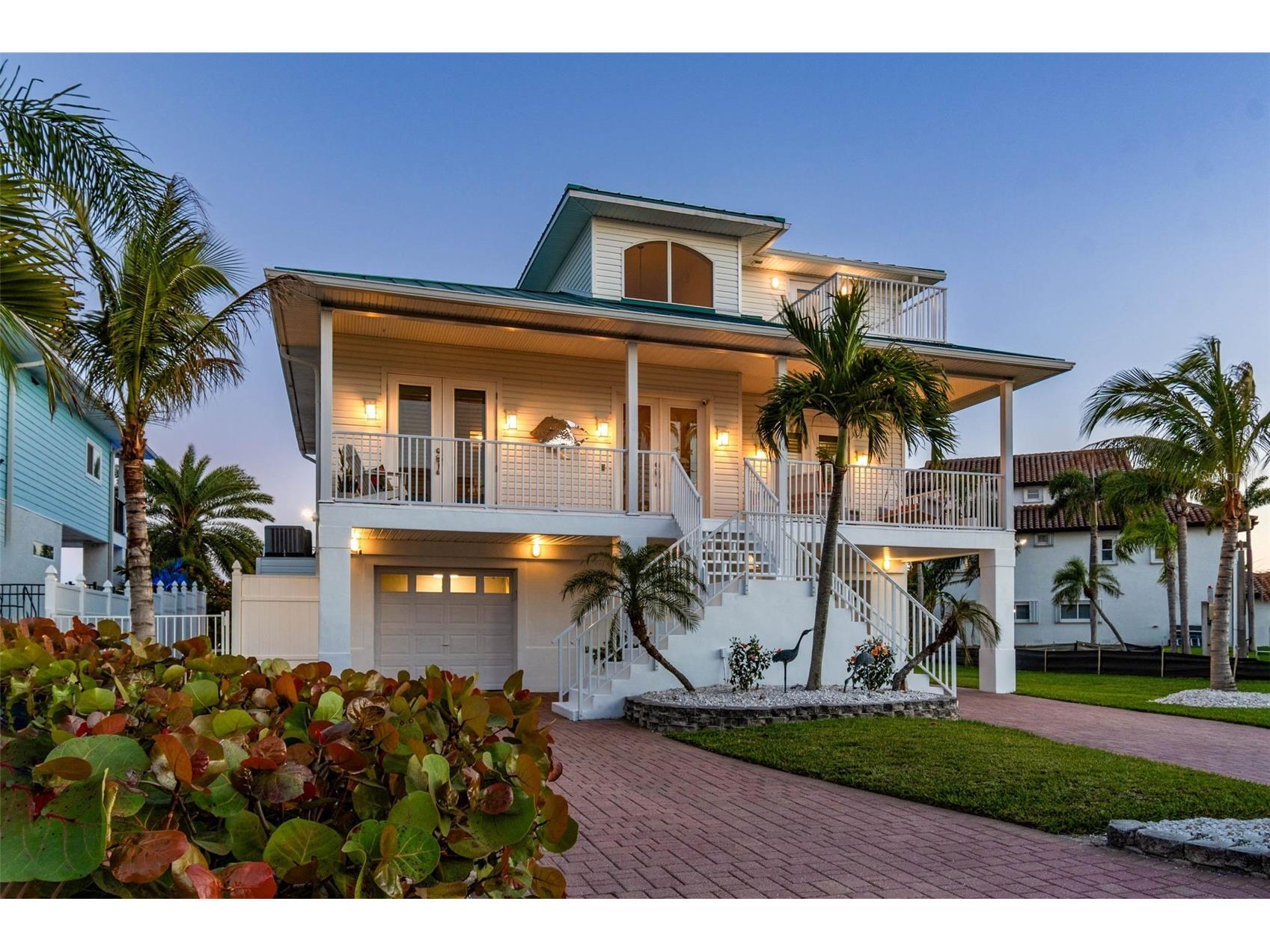874 Bay Point Drive Madeira Beach FL 33708 - BOCA CIEGA BAY TB8487251 image1
