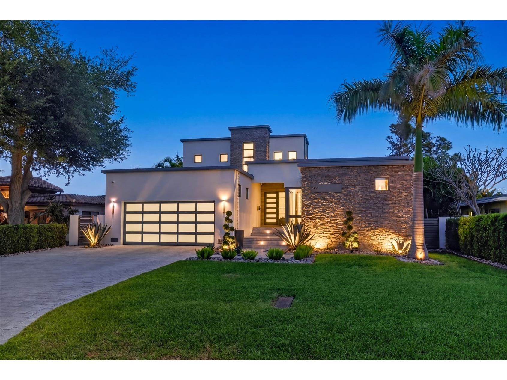 874 Placido Way NE Saint Petersburg FL 33704 TB8510443 image1