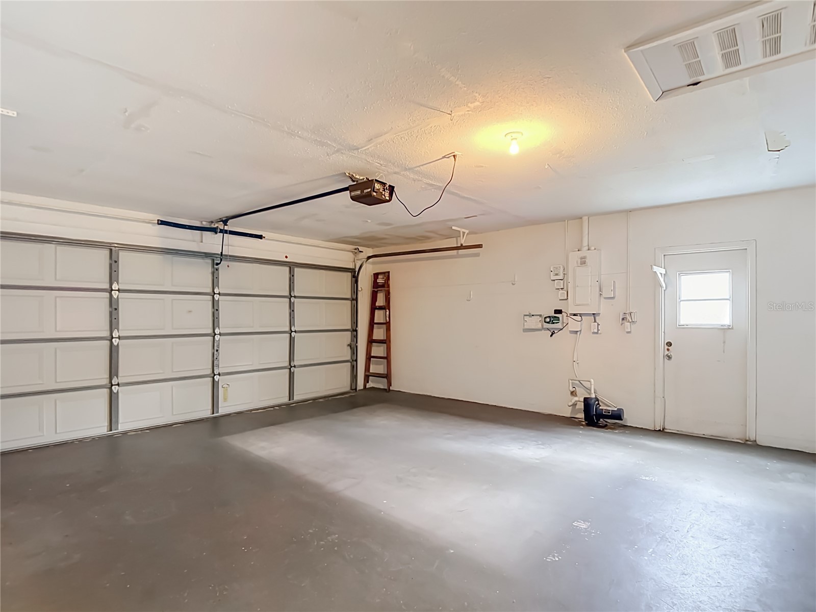 8740 Wabash Lane Port Richey FL 34668 W7886502 image42