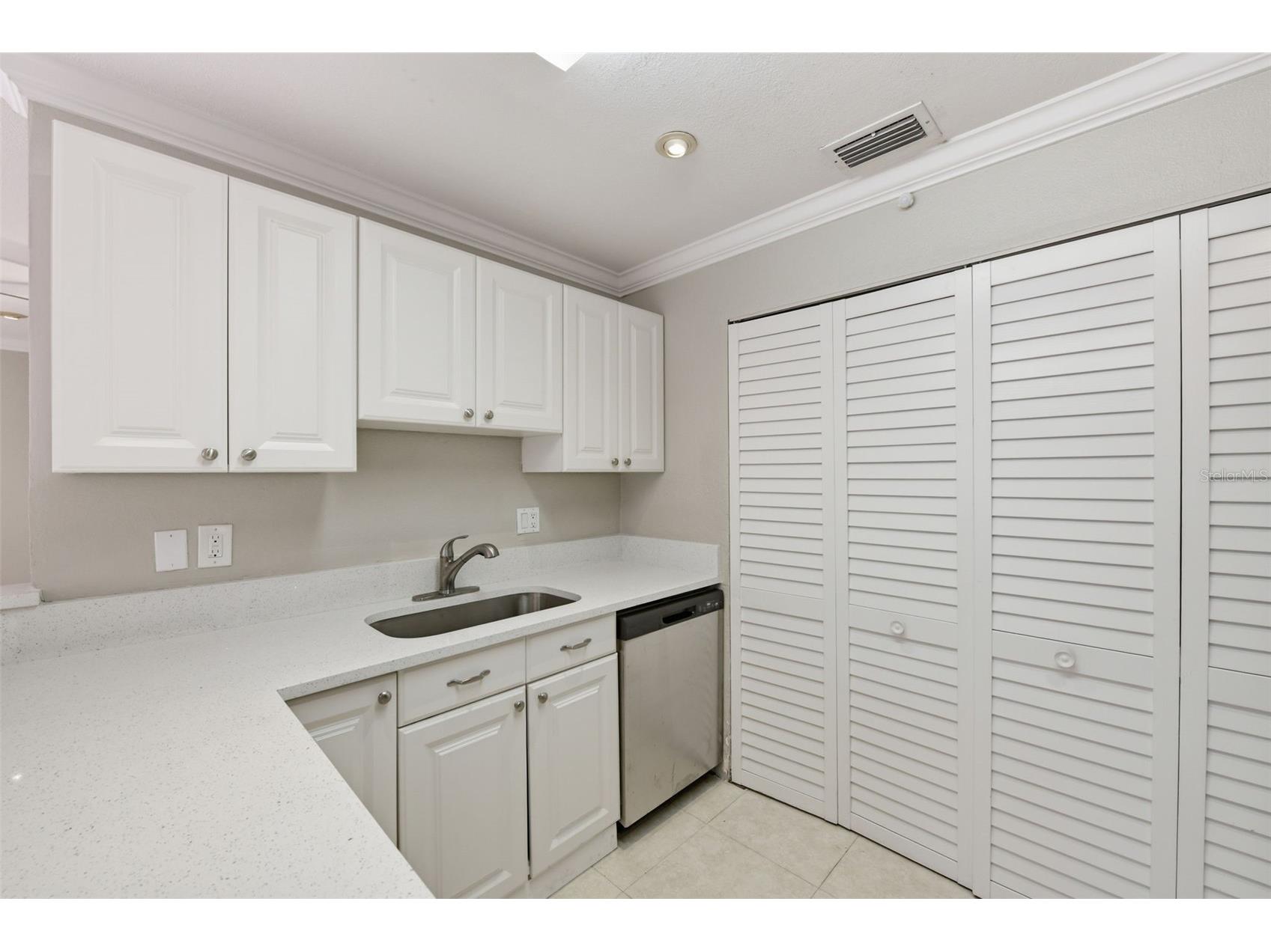 8741 Cleary Boulevard Fort Lauderdale FL 33324 O6418272 image20