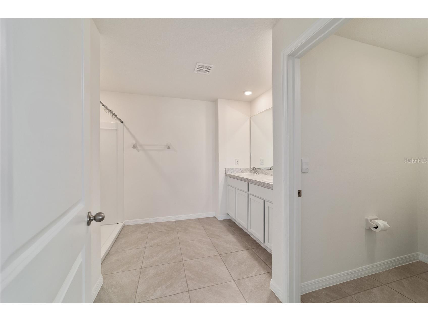 8741 SW 45th Court Ocala FL 34476 OM727858 image33