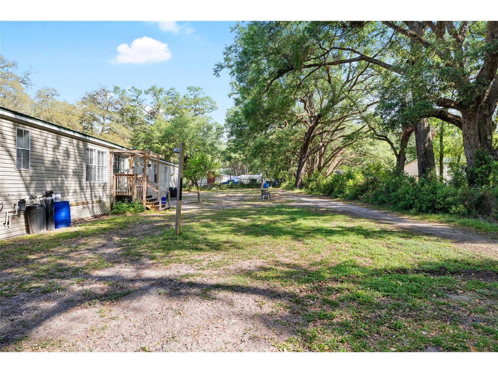 8742 Brazil Zephyrhills FL 33540 TB8471223 image24