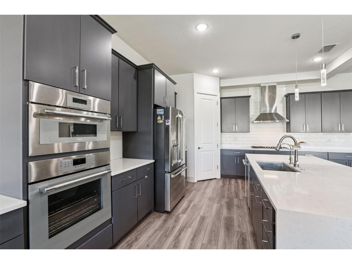 8743 Sanders Tree Loop Wesley Chapel FL 33545 TB8427291 image10