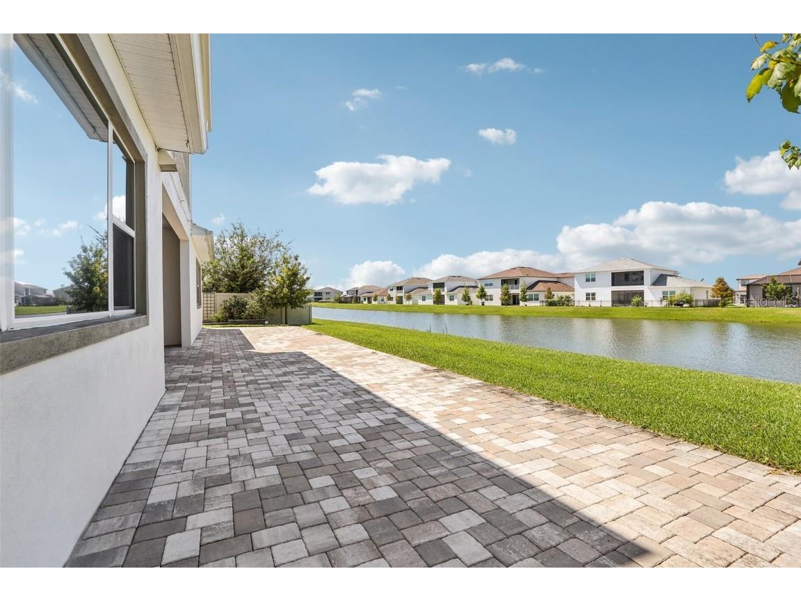 8743 Sanders Tree Loop Wesley Chapel FL 33545 TB8427291 image36