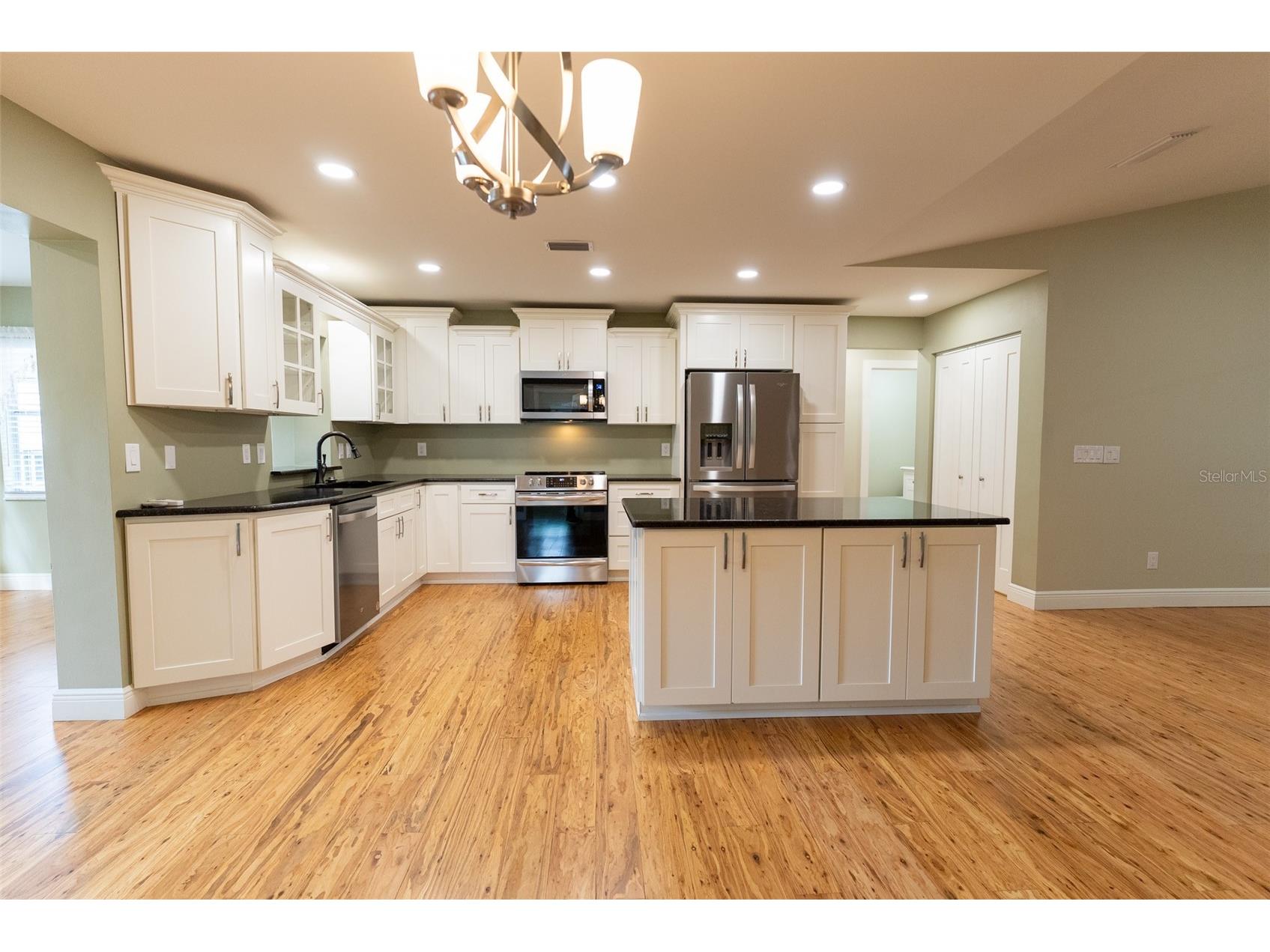 8743 SW 90th Lane #A Ocala FL 34481 OM725643 image18