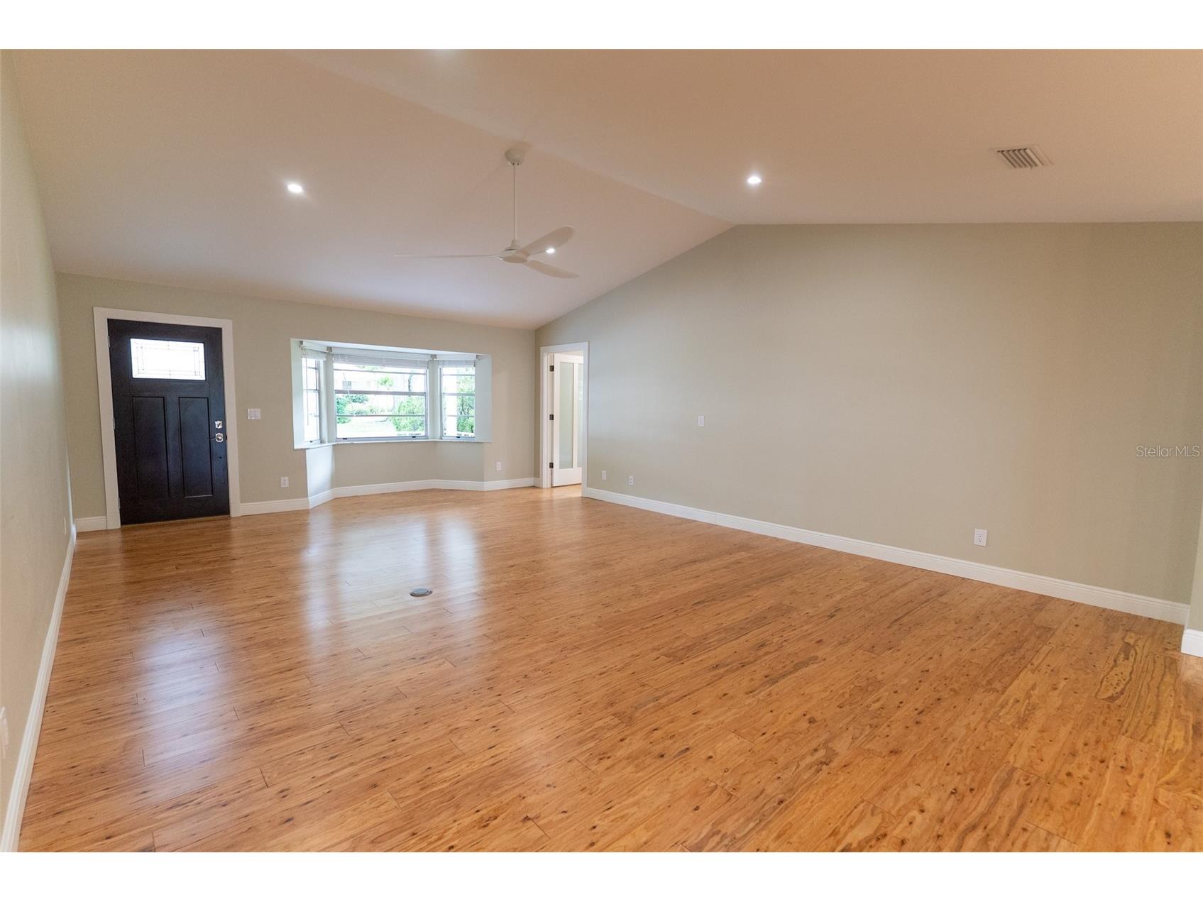 8743 SW 90th Lane #A Ocala FL 34481 OM725643 image4
