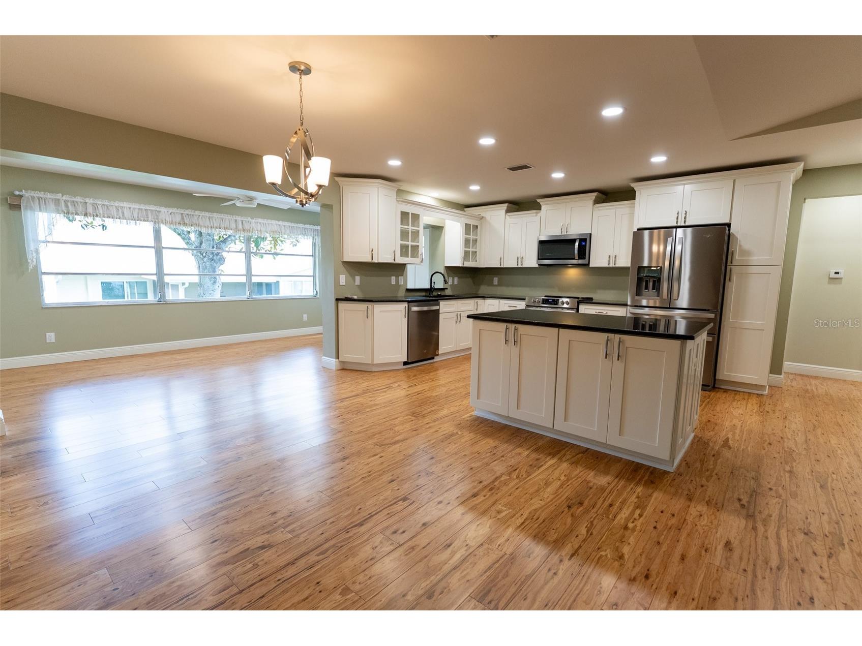 8743 SW 90th Lane #A Ocala FL 34481 OM725643 image9