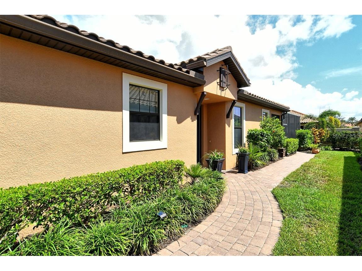8744 Bellussi Drive Sarasota FL 34238 A4623568 image3