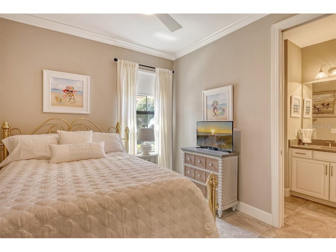 8744 Bellussi Drive Sarasota FL 34238 A4623568 image40