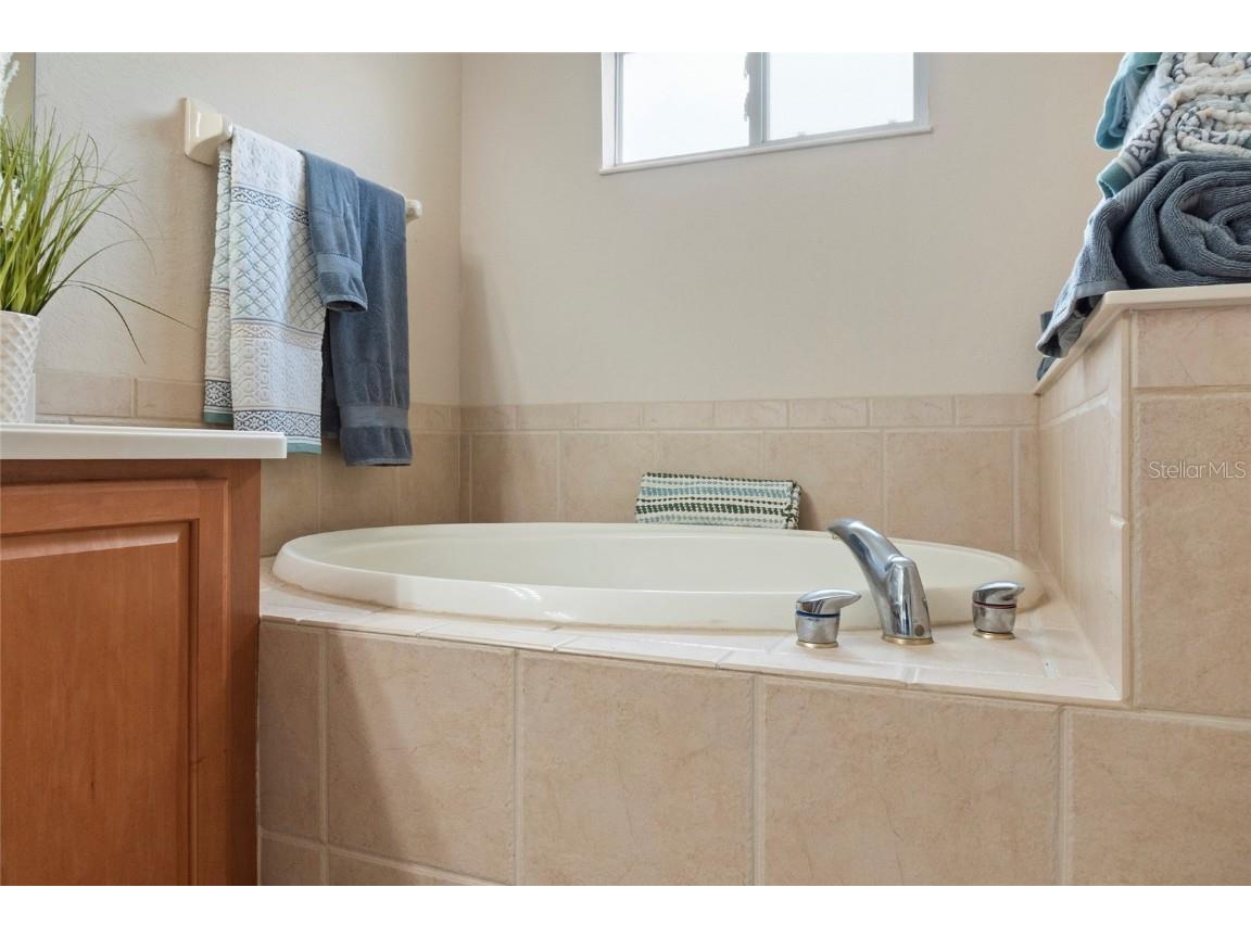 8746 Stone Harbour Loop Bradenton FL 34212 A4667940 image34