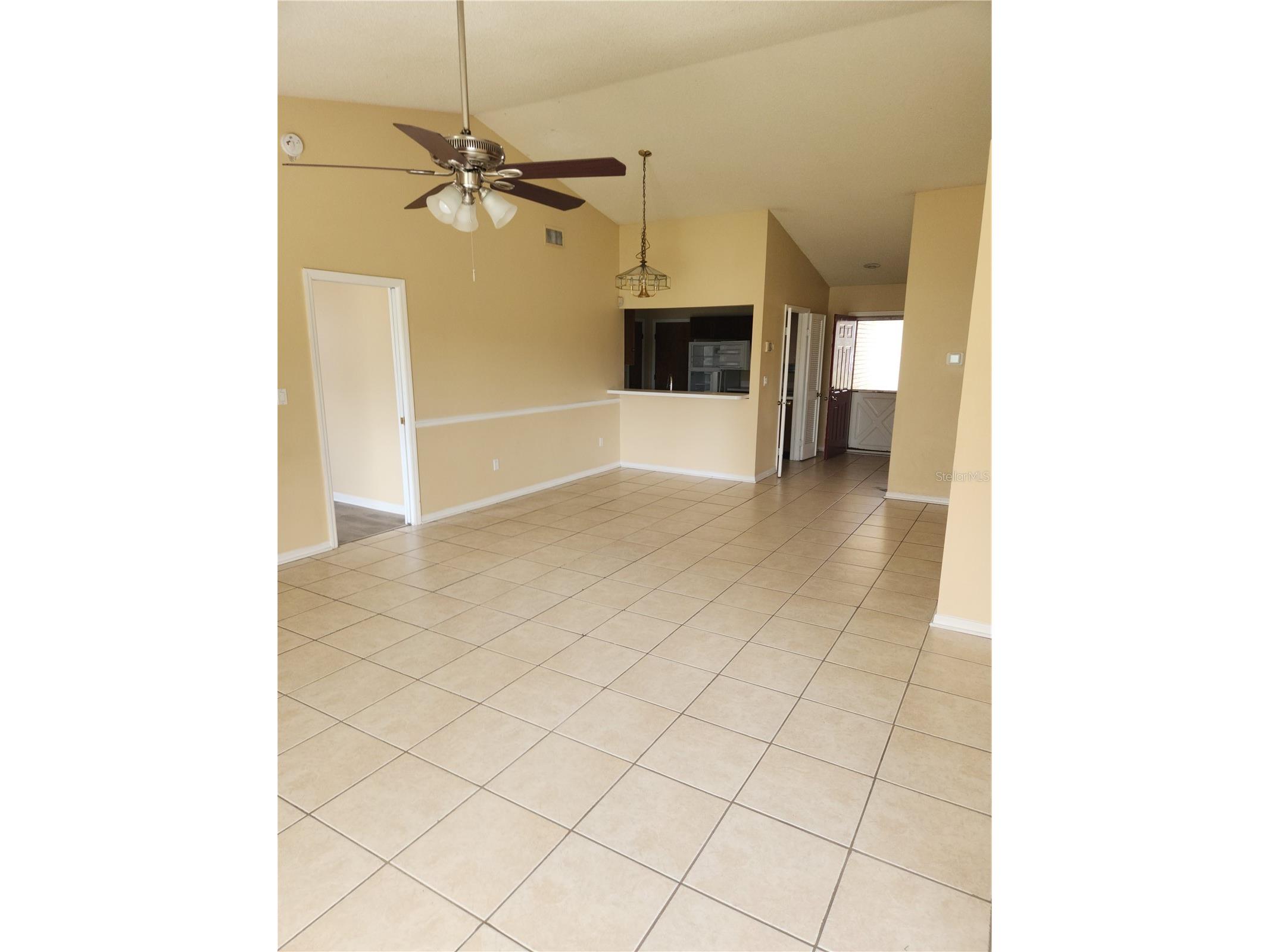 8748 Hampden Drive Tampa FL 33626 TB8483970 image3