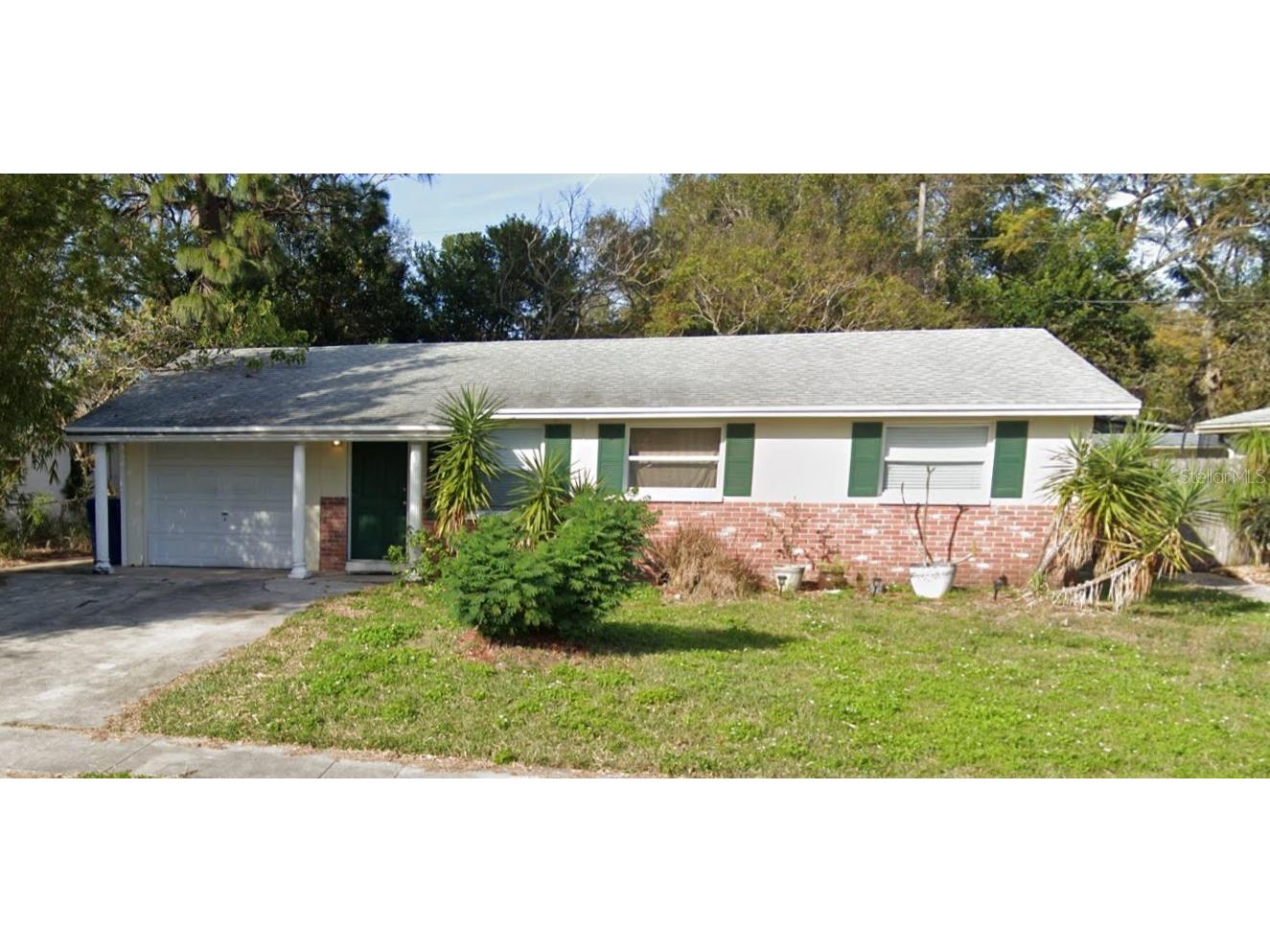 8749 79th Place Seminole FL 33777 TB8422637 image1