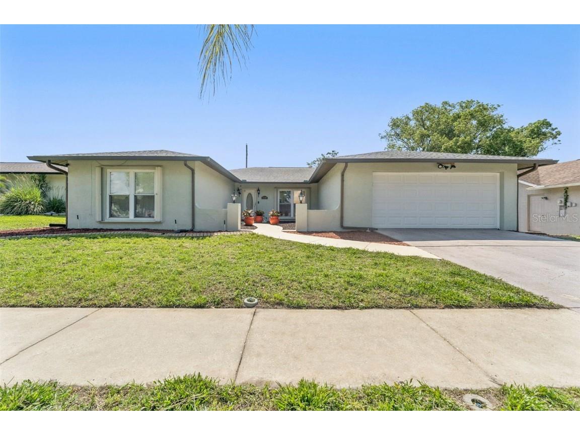 8749 Aruba Lane Port Richey FL 34668 W7875328 image1