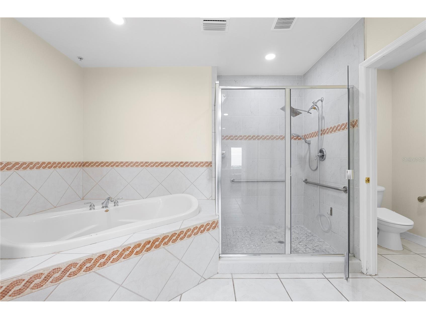 8749 The Esplanade #16 Orlando FL 32836 O6380502 image8