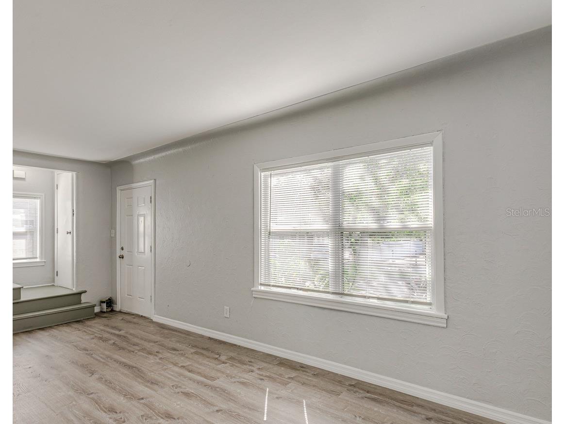 875 19th Avenue S #1/2 Saint Petersburg FL 33705 L4958643 image5