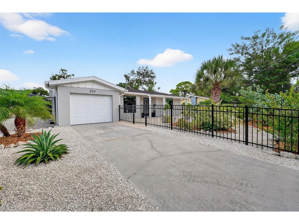 875 32nd Street Sarasota FL 34234 A4666208 image2