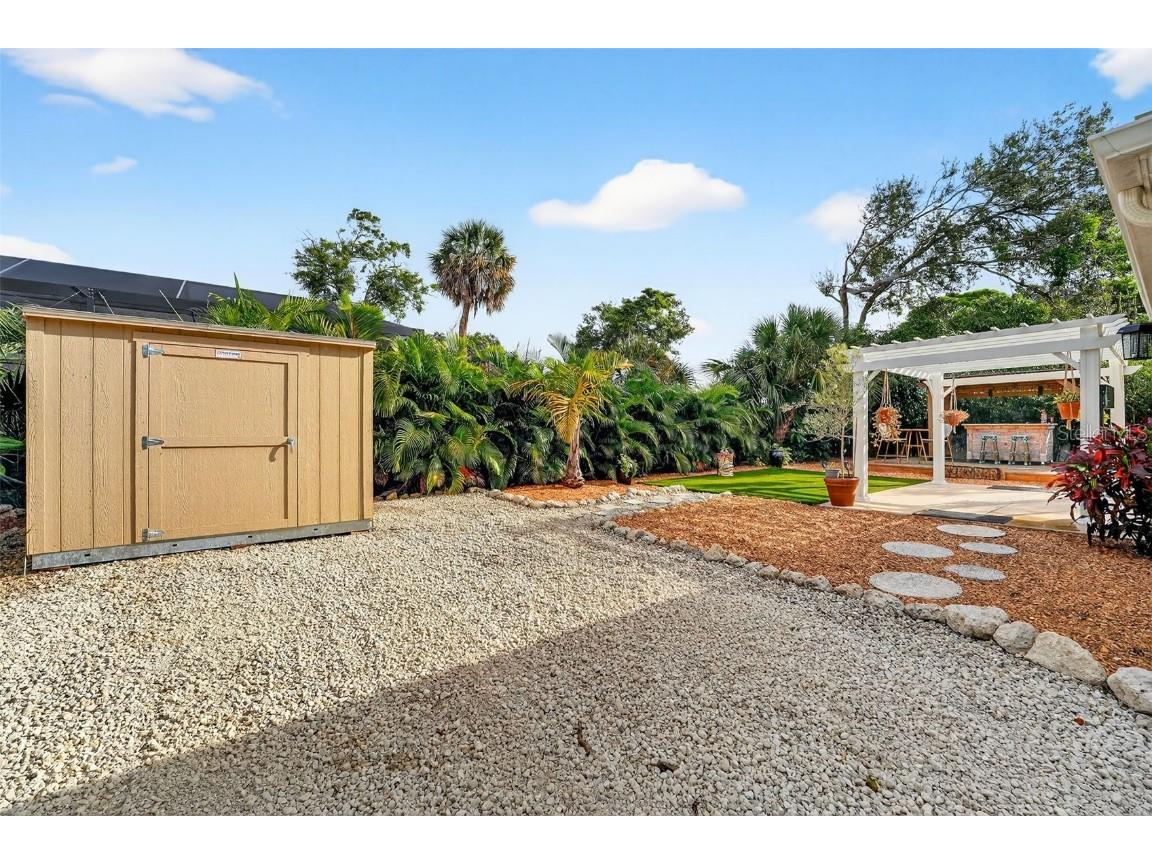 875 32nd Street Sarasota FL 34234 A4666208 image26