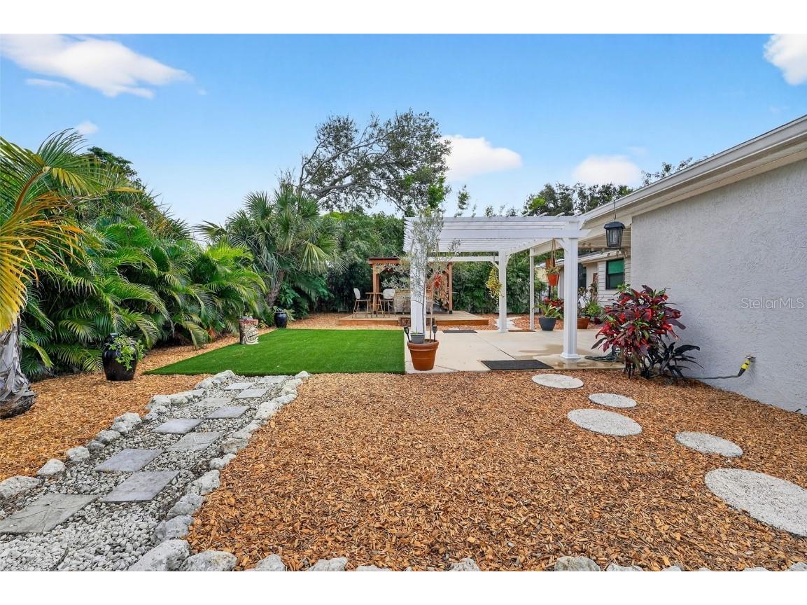 875 32nd Street Sarasota FL 34234 A4666208 image27