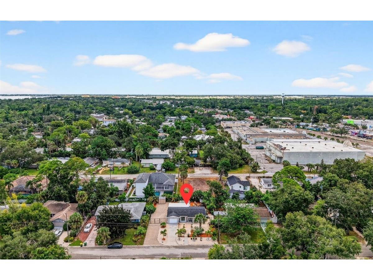 875 32nd Street Sarasota FL 34234 A4666208 image38