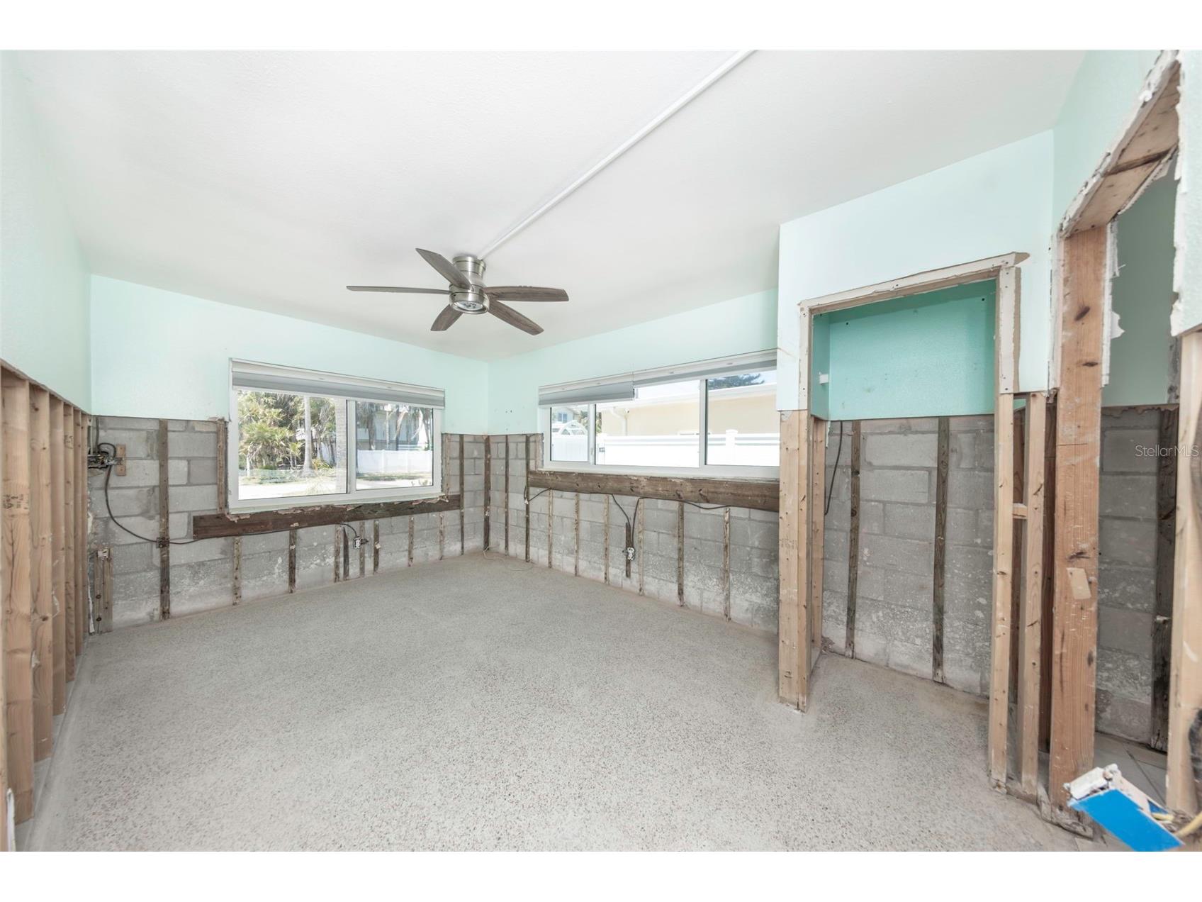 875 Bruce Avenue Clearwater FL 33767 TB8490595 image14