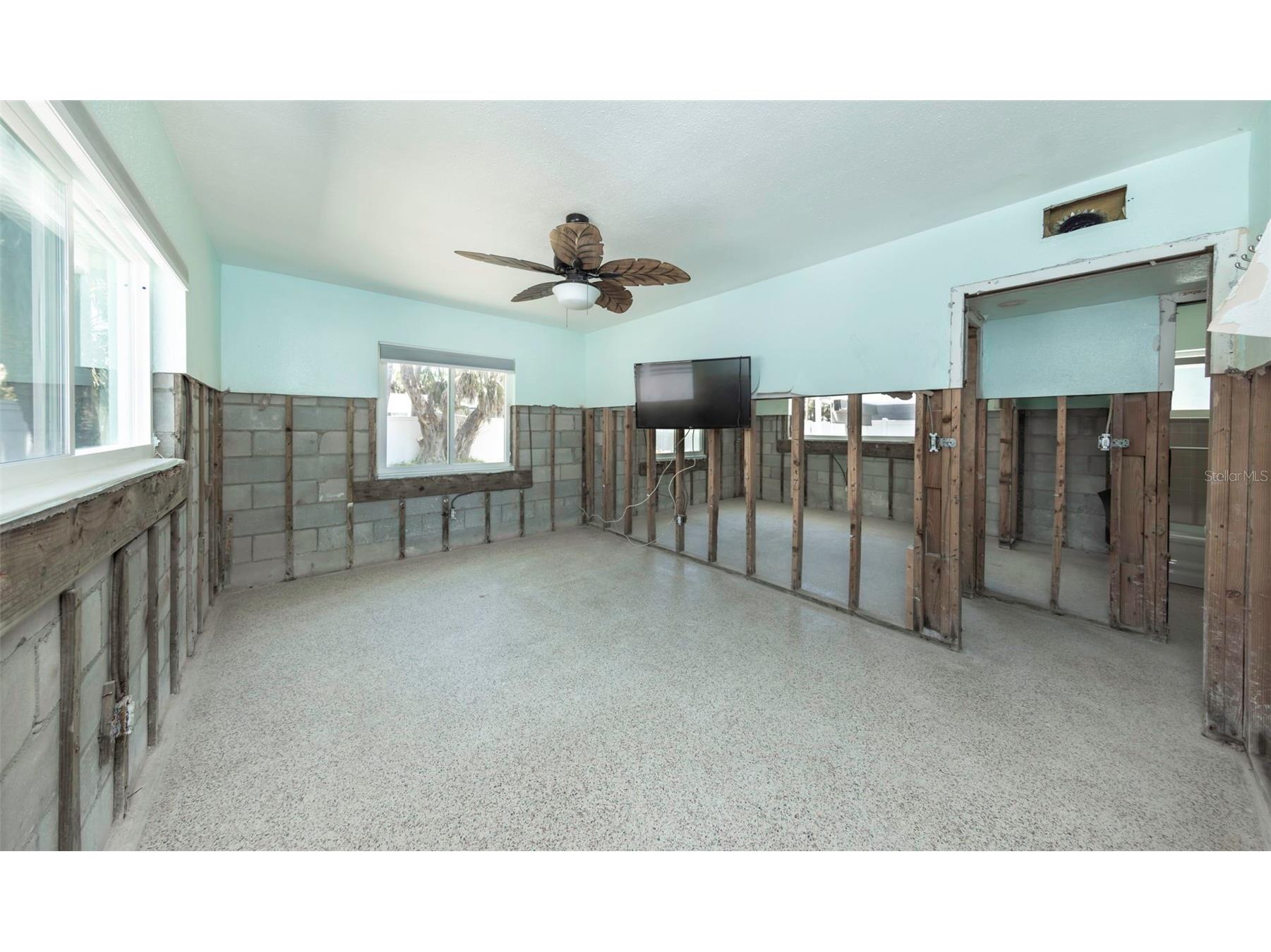 875 Bruce Avenue Clearwater FL 33767 TB8490595 image23