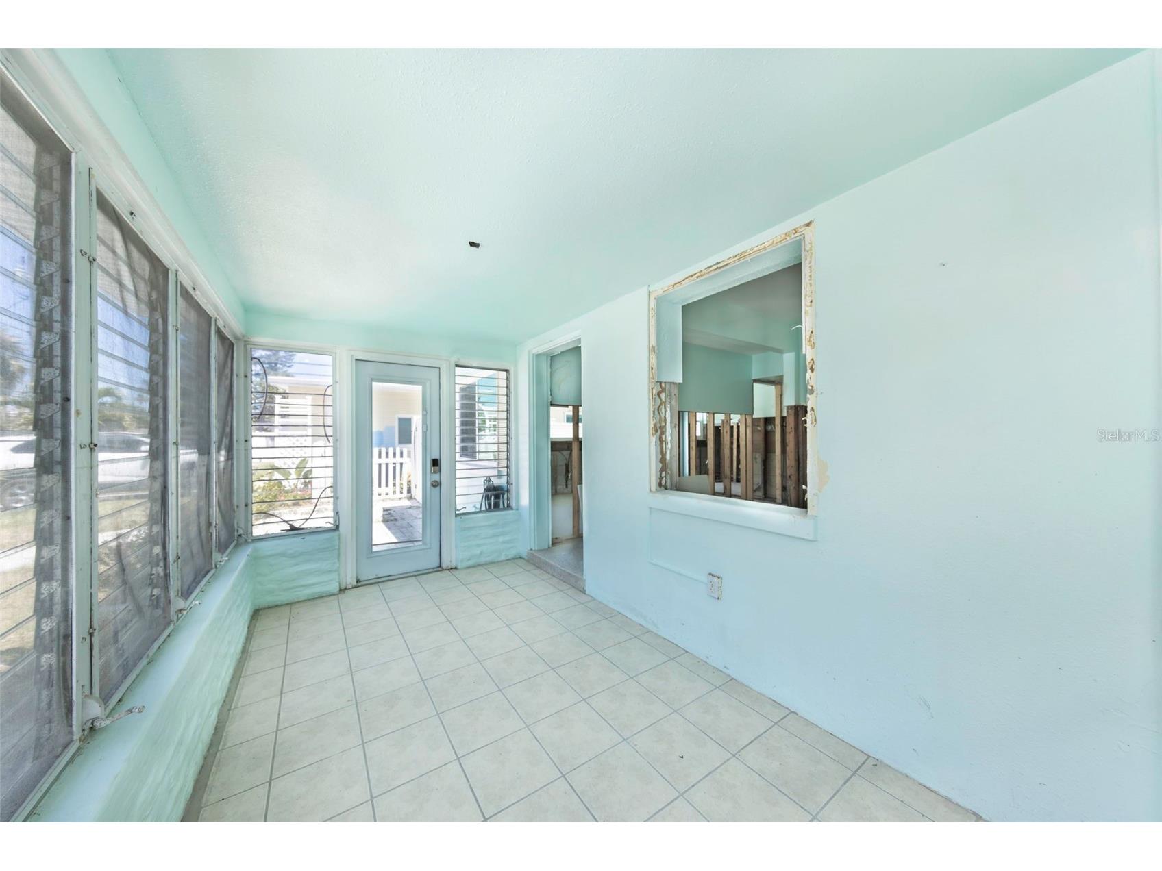 875 Bruce Avenue Clearwater FL 33767 TB8490595 image5