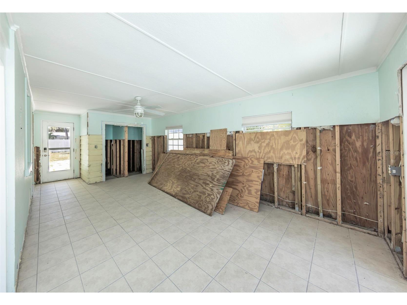 875 Bruce Avenue Clearwater FL 33767 TB8490595 image7