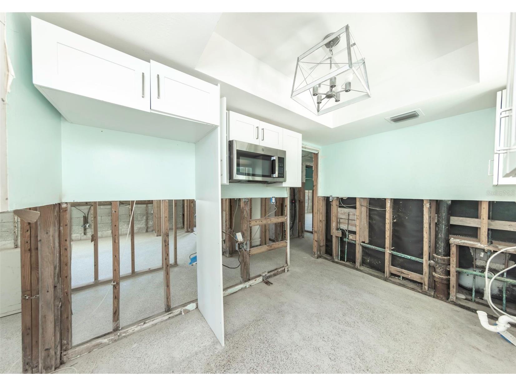 875 Bruce Avenue Clearwater FL 33767 TB8490595 image8