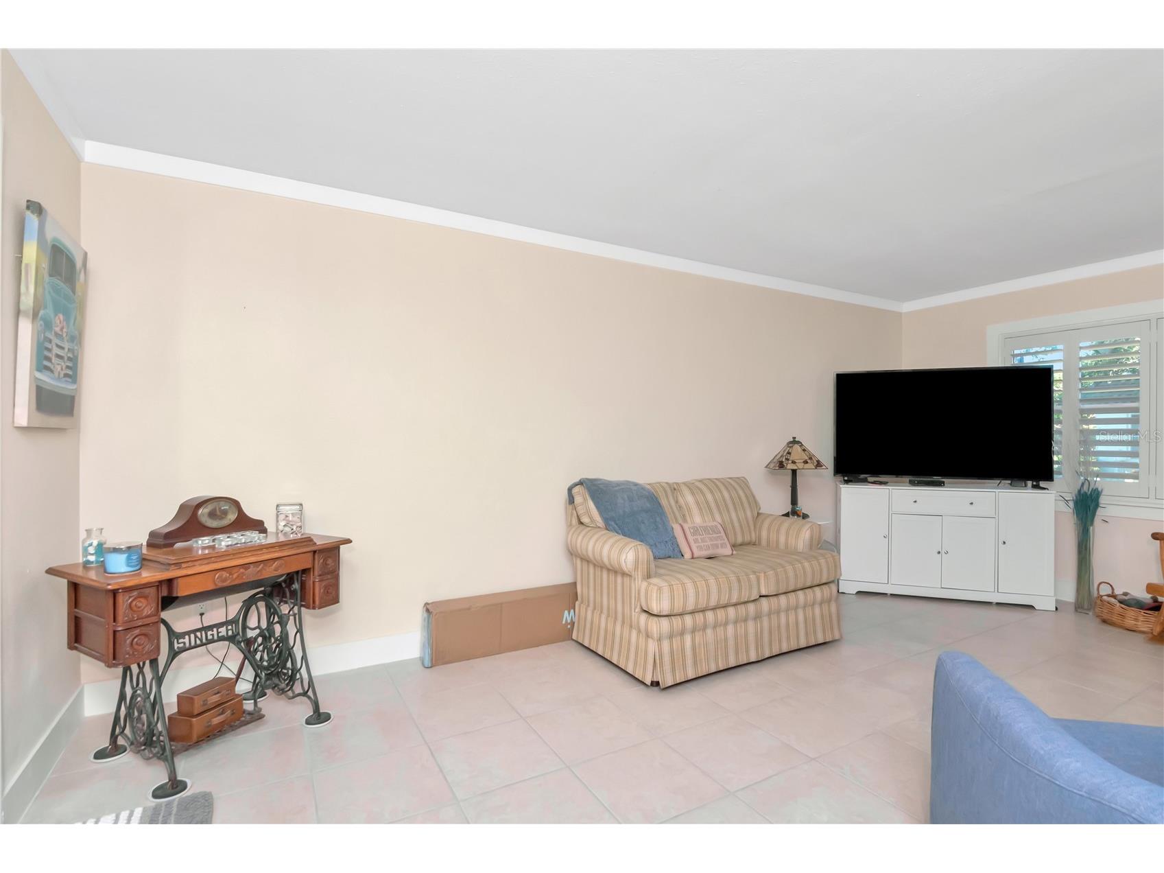 875 Sky Loch Drive S Dunedin FL 34698 TB8439969 image11