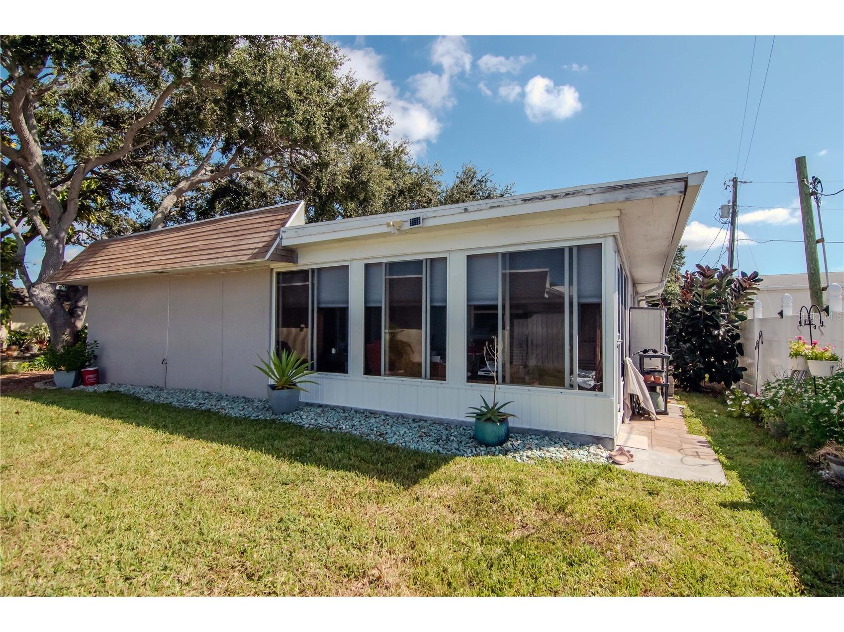875 Sky Loch Drive S Dunedin FL 34698 TB8439969 image24