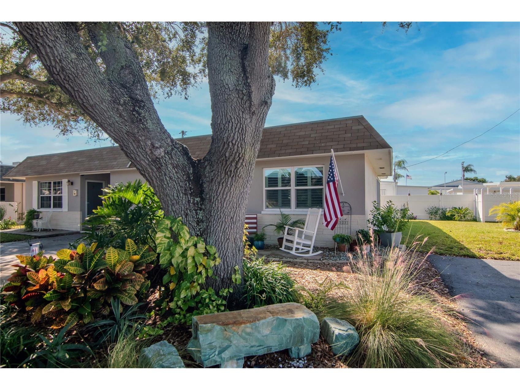 875 Sky Loch Drive S Dunedin FL 34698 TB8439969 image4