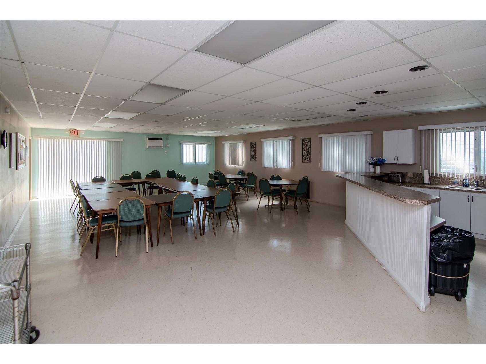 875 Sky Loch Drive S Dunedin FL 34698 TB8439969 image41