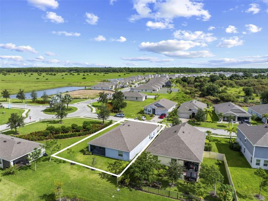 8750 Cascade Price Circle North Fort Myers FL 33917 TB8446013 image35