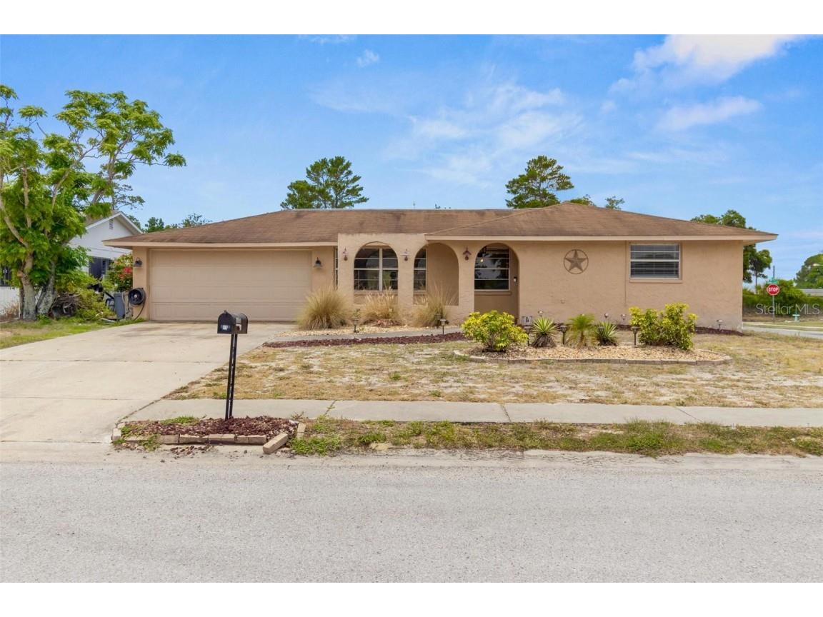 8750 Hemlock Lane Port Richey FL 34668 U8242732 image1
