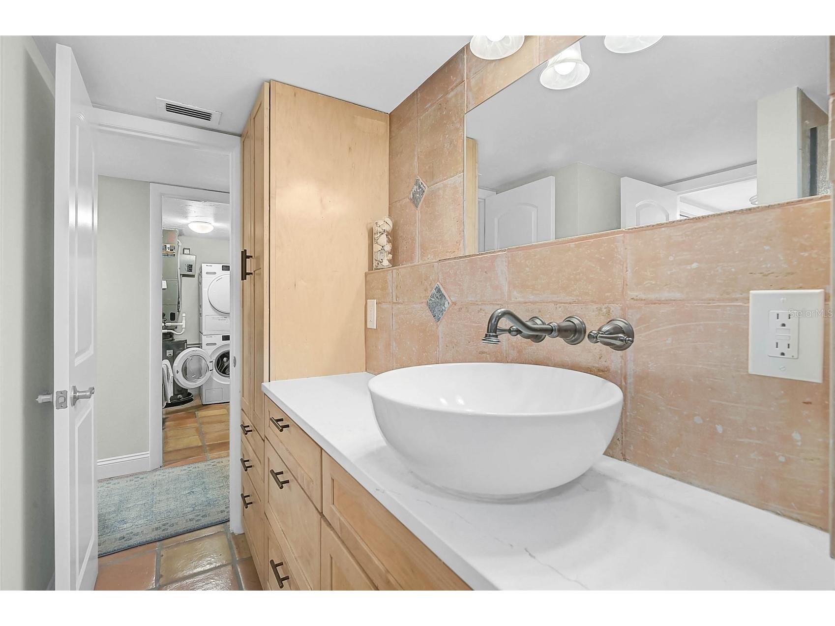 8750 Midnight Pass Road #102 Sarasota FL 34242 - GULF OF AMERICA A4678408 image17