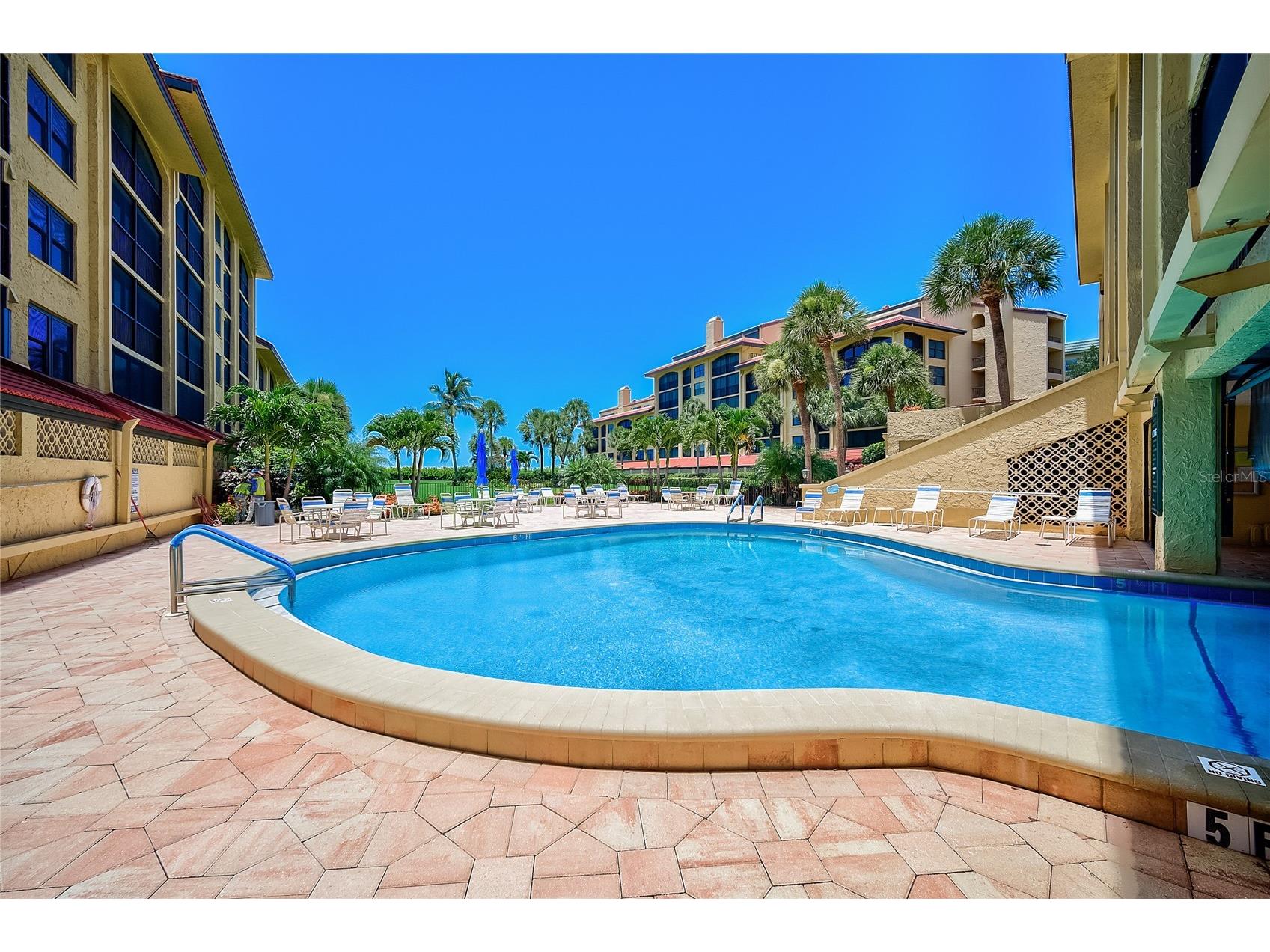 8750 Midnight Pass Road #102 Sarasota FL 34242 - GULF OF AMERICA A4678408 image29