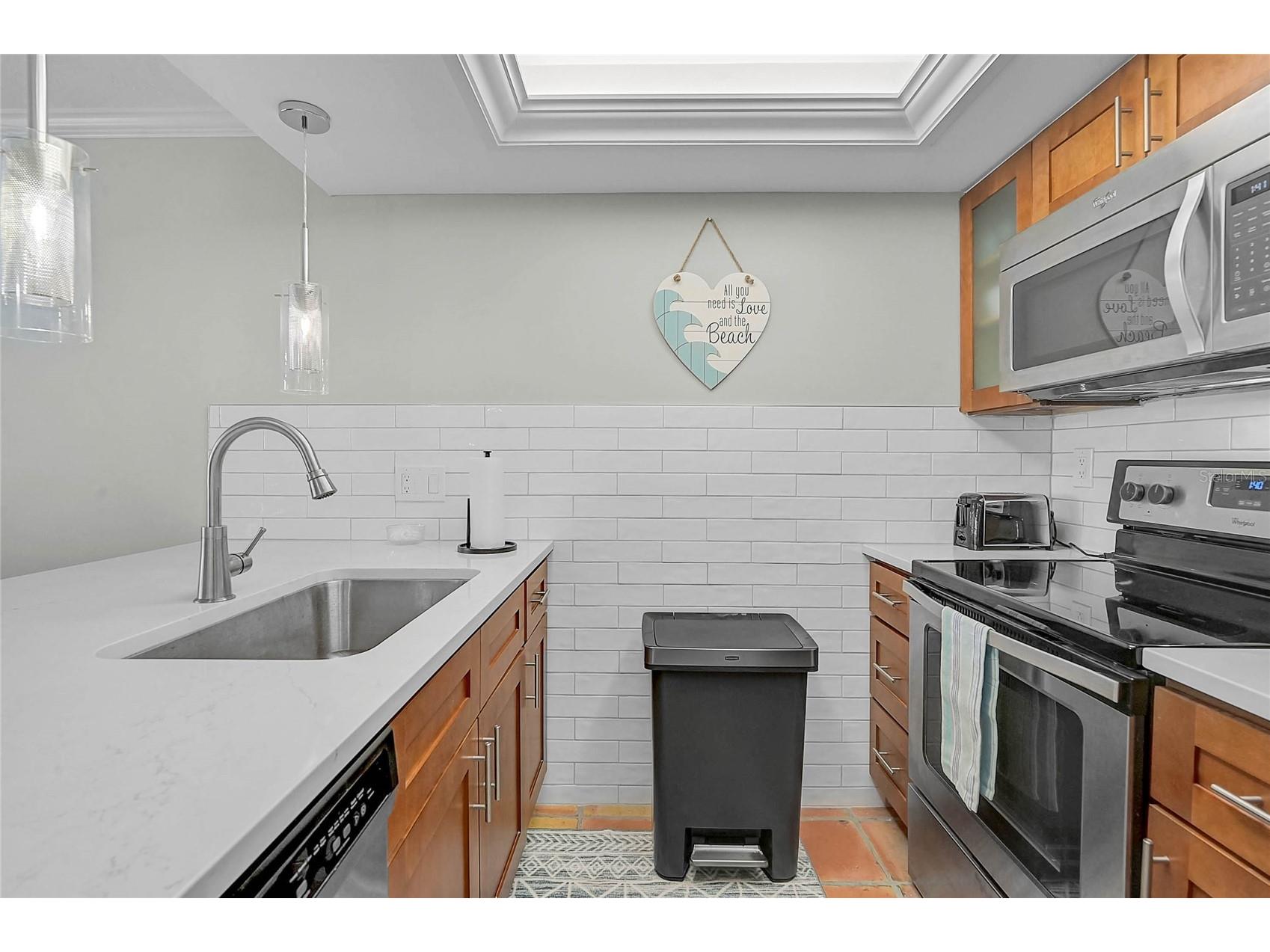 8750 Midnight Pass Road #102 Sarasota FL 34242 - GULF OF AMERICA A4678408 image7