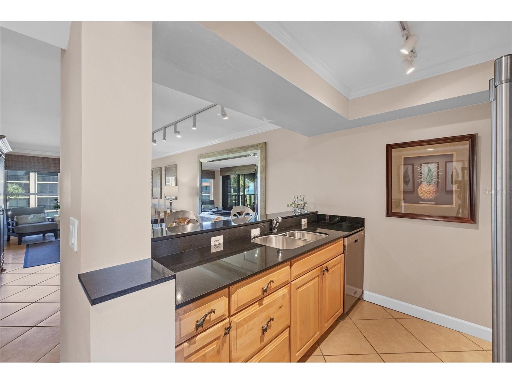 8750 Midnight Pass Road #302 Sarasota FL 34242 A4680093 image11