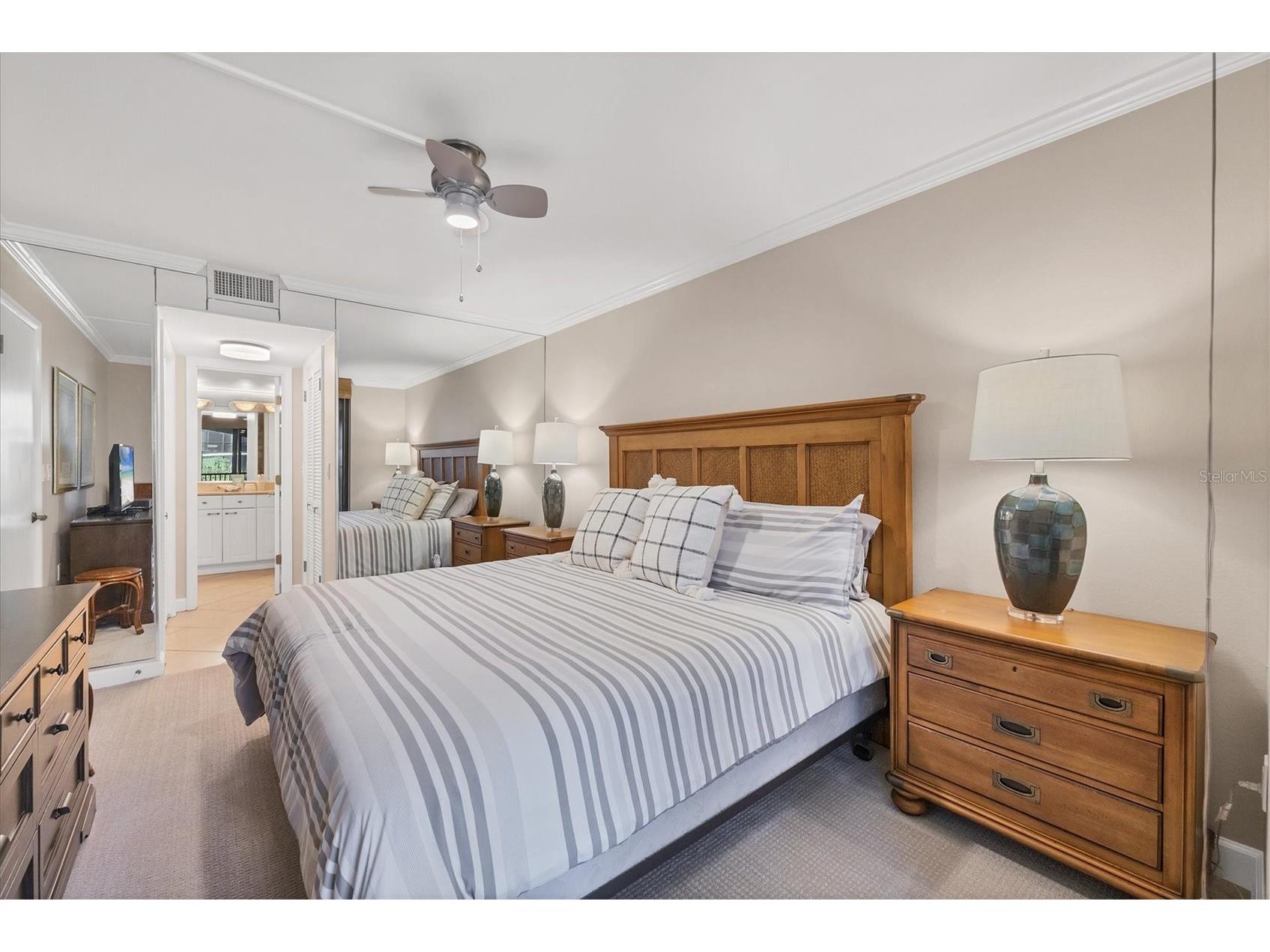 8750 Midnight Pass Road #302 Sarasota FL 34242 A4680093 image14