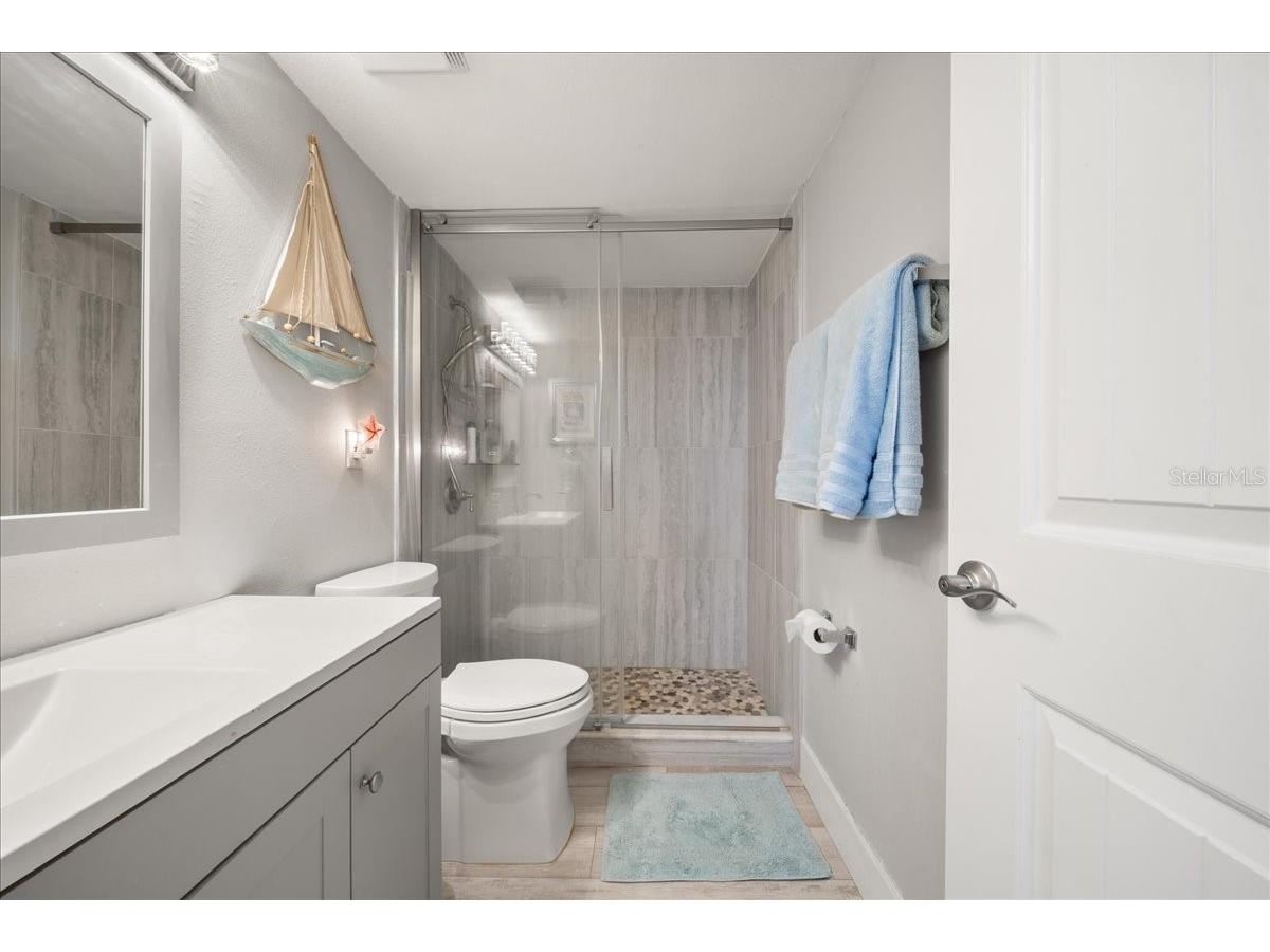 8750 Midnight Pass Road #501 Sarasota FL 34242 A4686287 image15