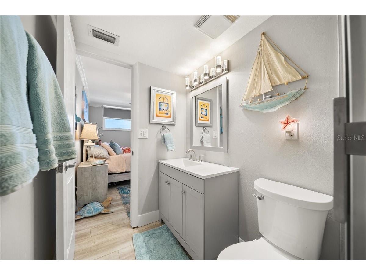 8750 Midnight Pass Road #501 Sarasota FL 34242 A4686287 image16