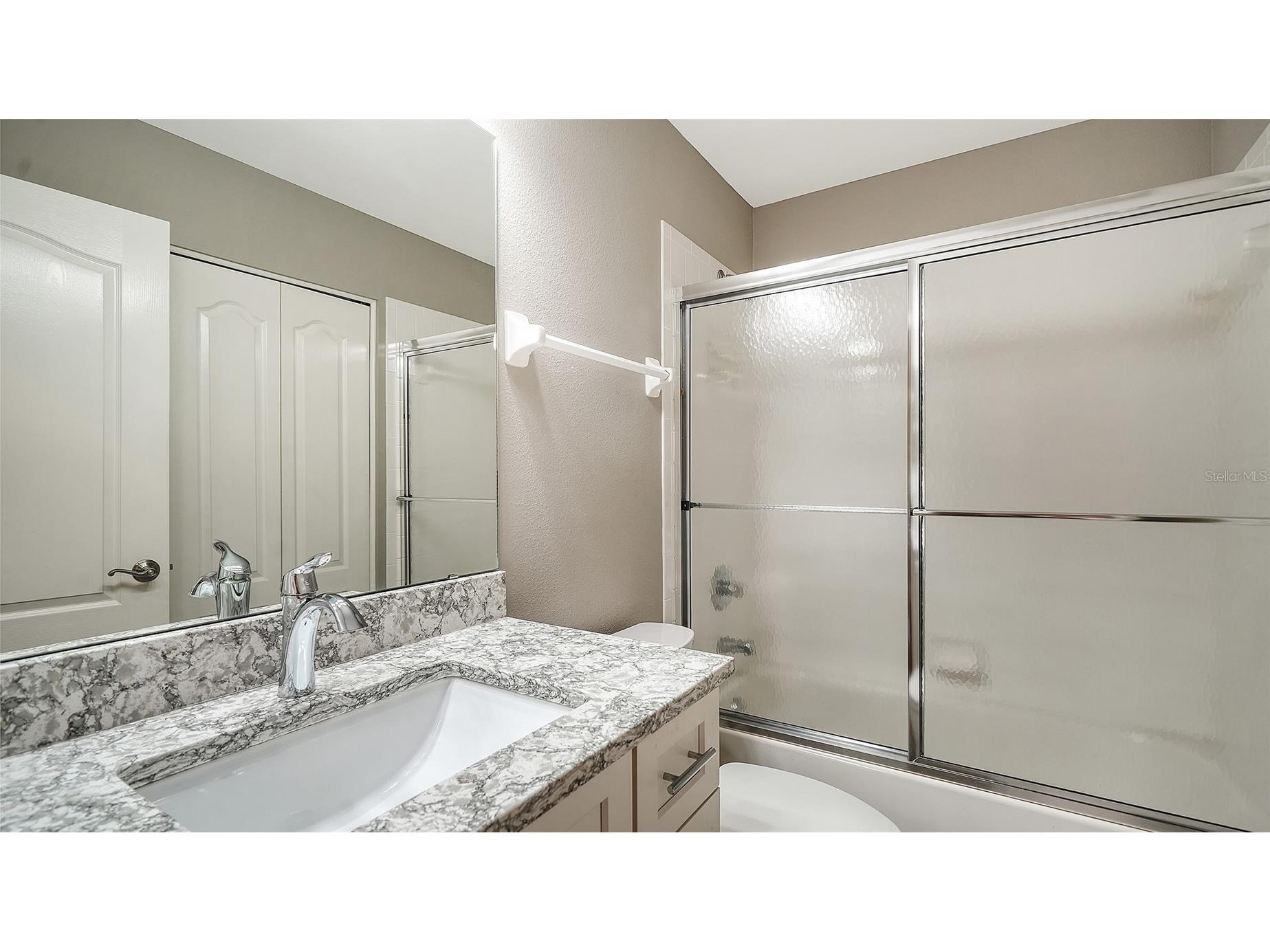 8750 Olde Hickory Avenue #9207 Sarasota FL 34238 A4676438 image25