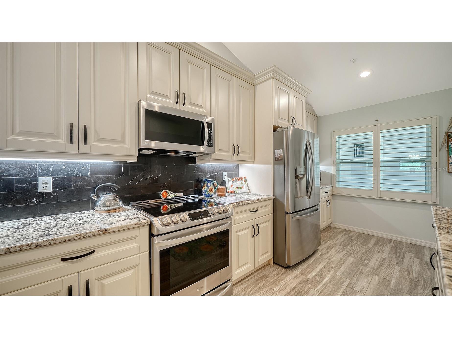 8750 Olde Hickory Avenue #9305 Sarasota FL 34238 A4692691 image24