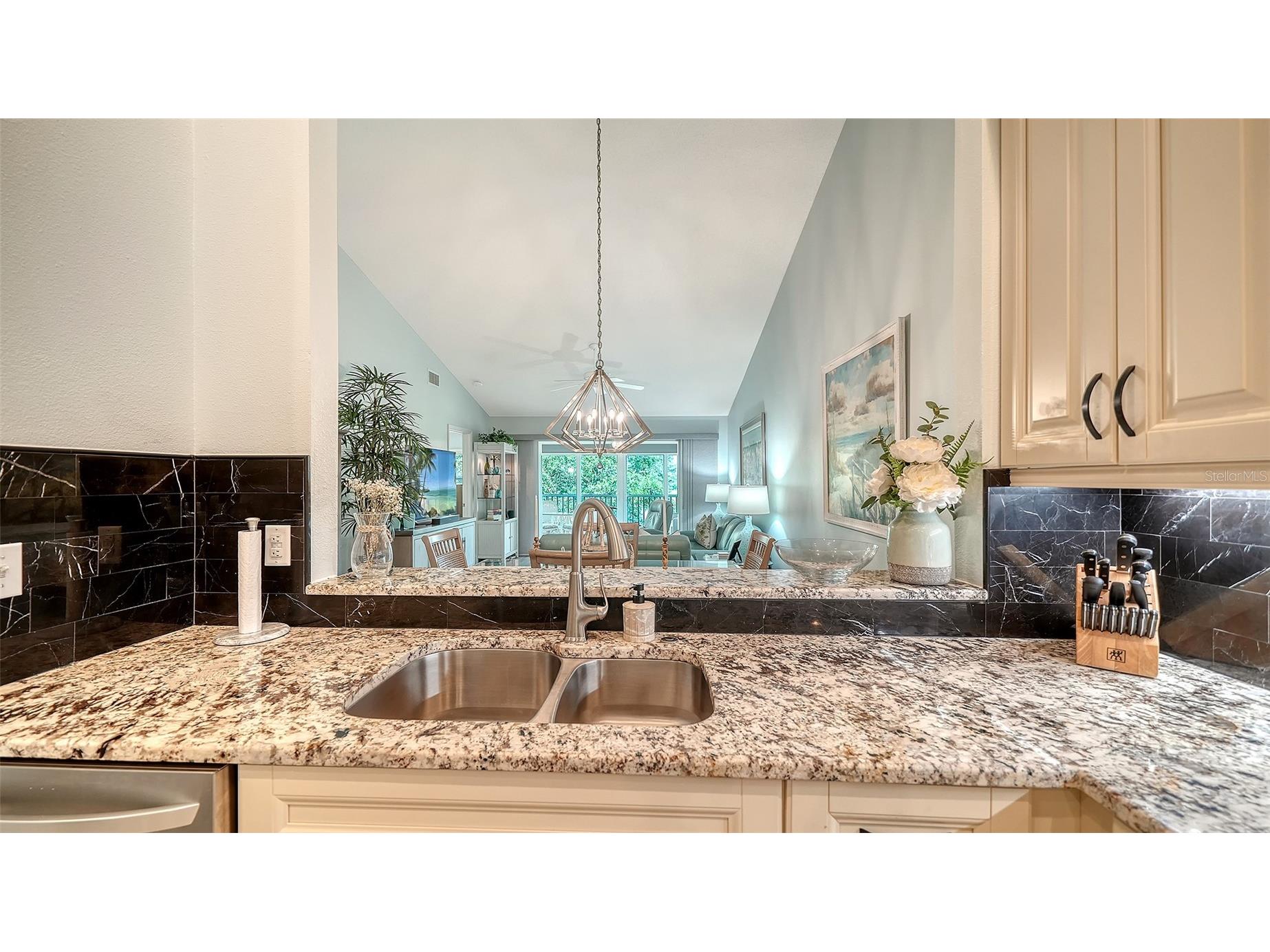 8750 Olde Hickory Avenue #9305 Sarasota FL 34238 A4692691 image25