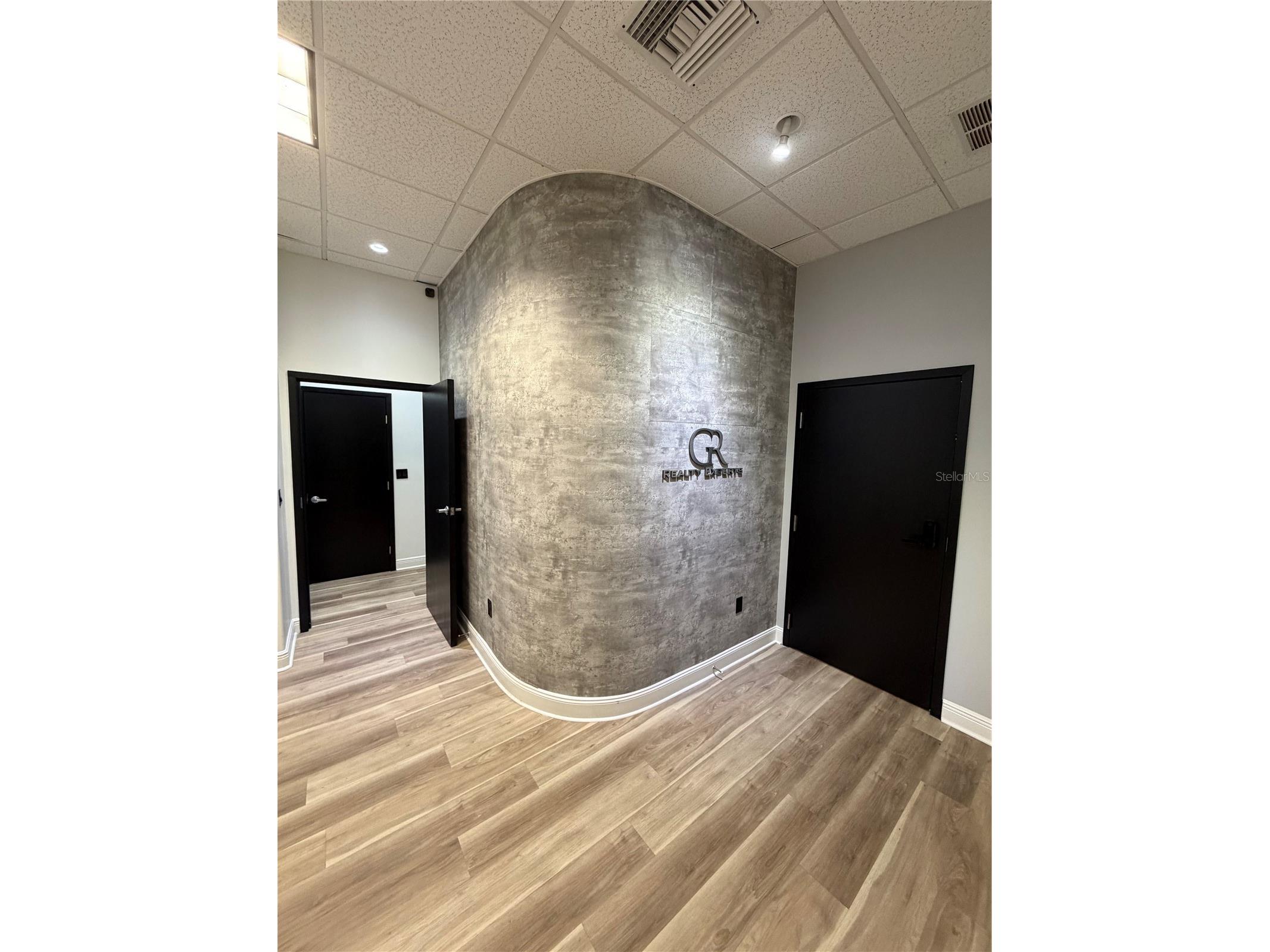 8751 Commodity Circle #9 Orlando FL 32819 O6397173 image1