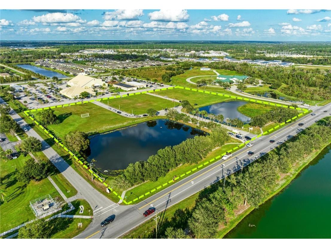 8751 Fruitville Road Sarasota FL 34240 A4553122 image1