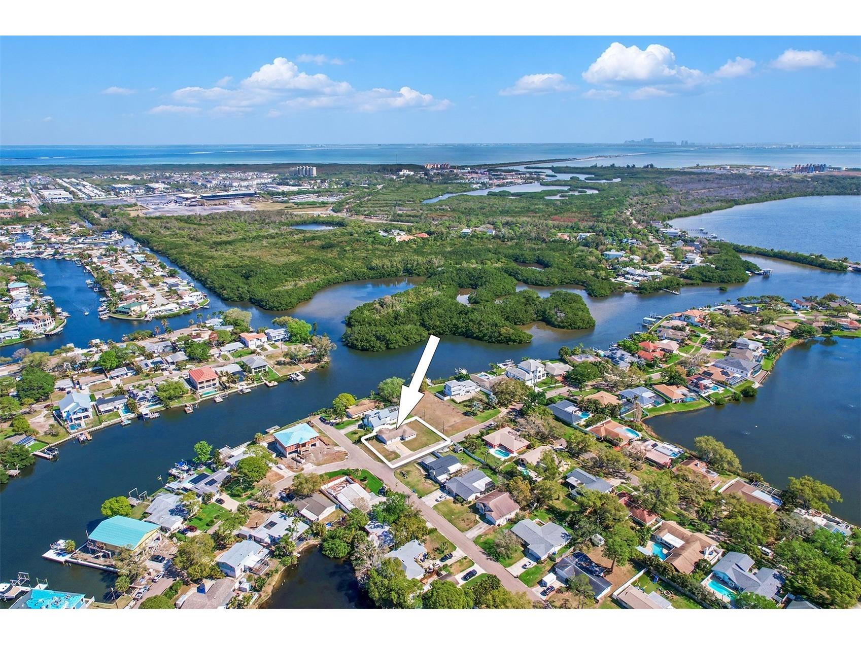 8751 Orient Way NE Saint Petersburg FL 33702 TB8489700 image2