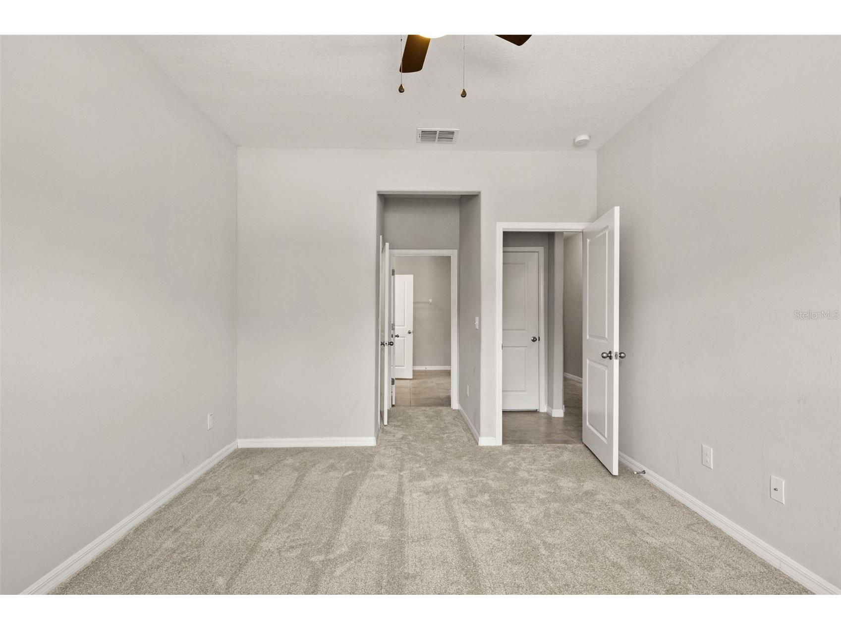 8751 Shady Pavillion Court Land O Lakes FL 34637 W7885610 image18